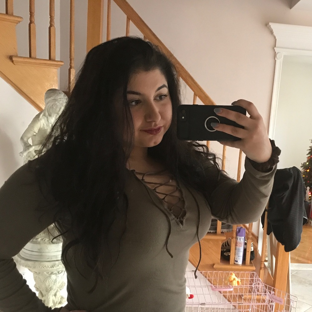 Meet your Posher, Marissa